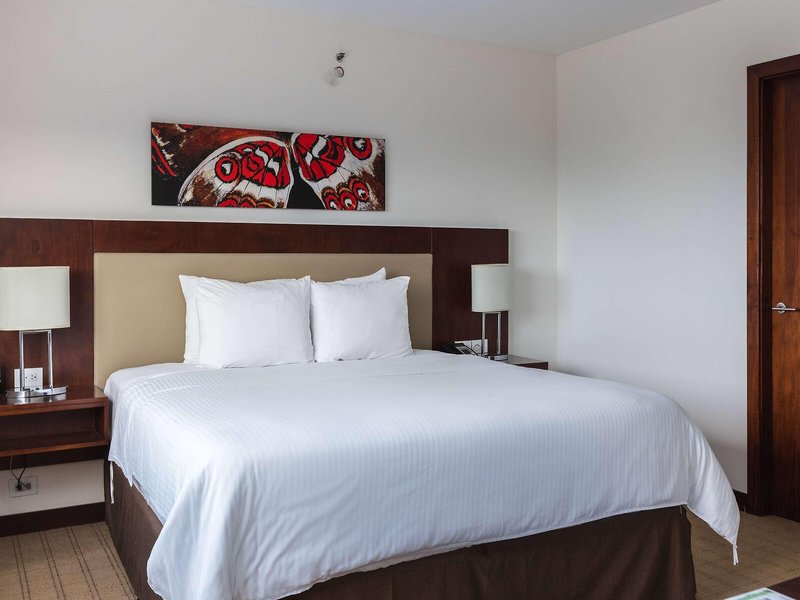 Wyndham Garden San Jose Escazu 19 - Room Example