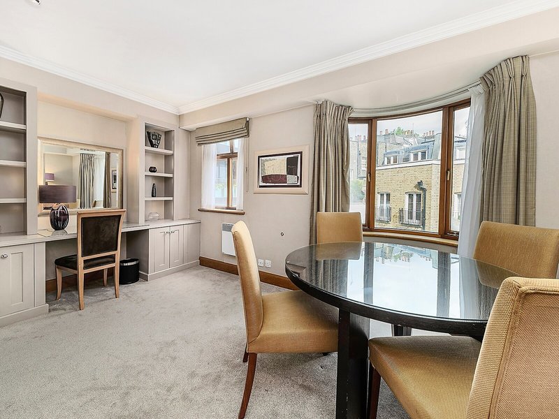Cheval Knightsbridge 10