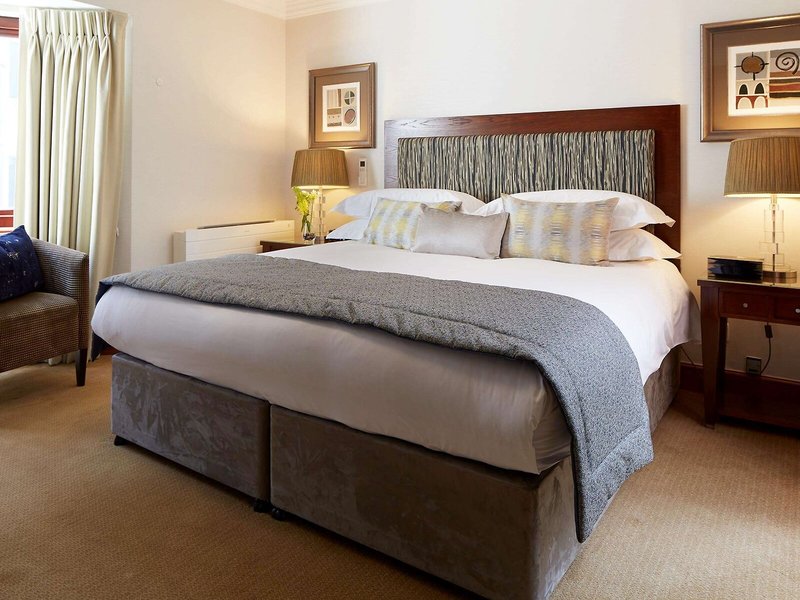 Cheval Knightsbridge 27