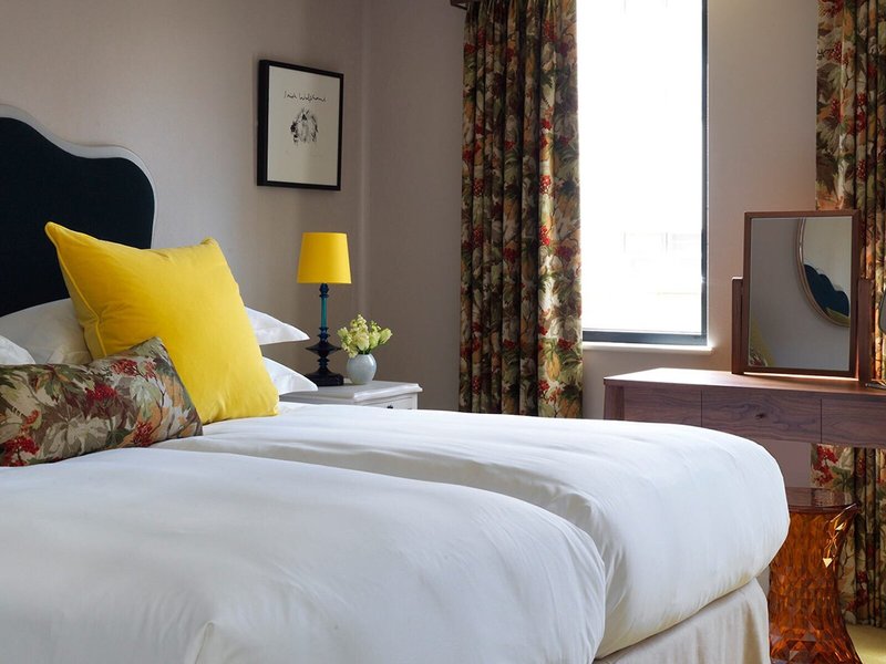 Cheval Knightsbridge 28