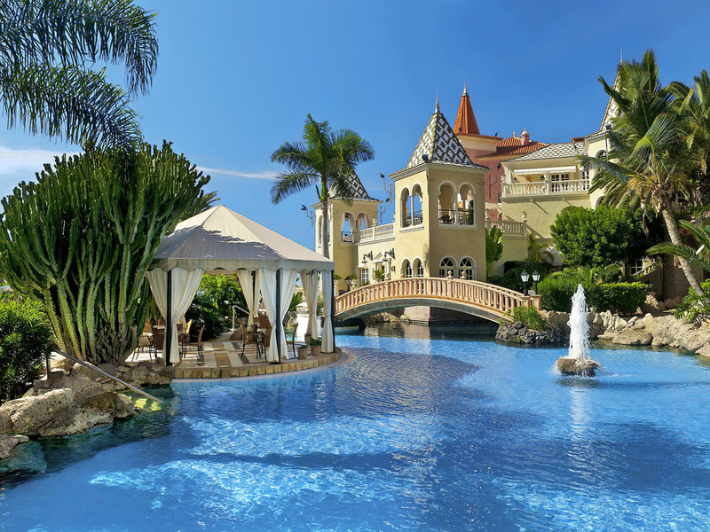 Bahia Del Duque Resort 4