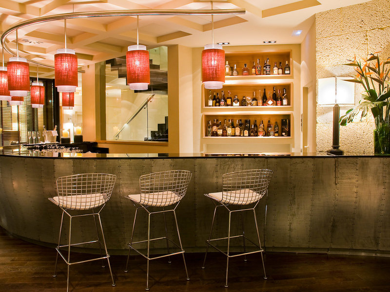 Bahia Del Duque Resort 17