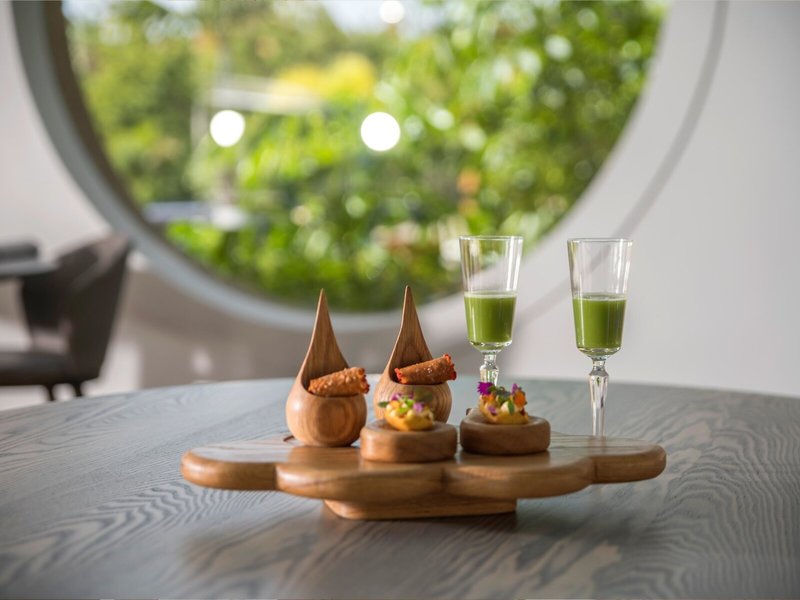 Bahia Del Duque Resort 37