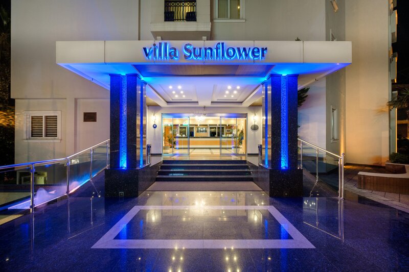Villa Sunflower Hotel 48