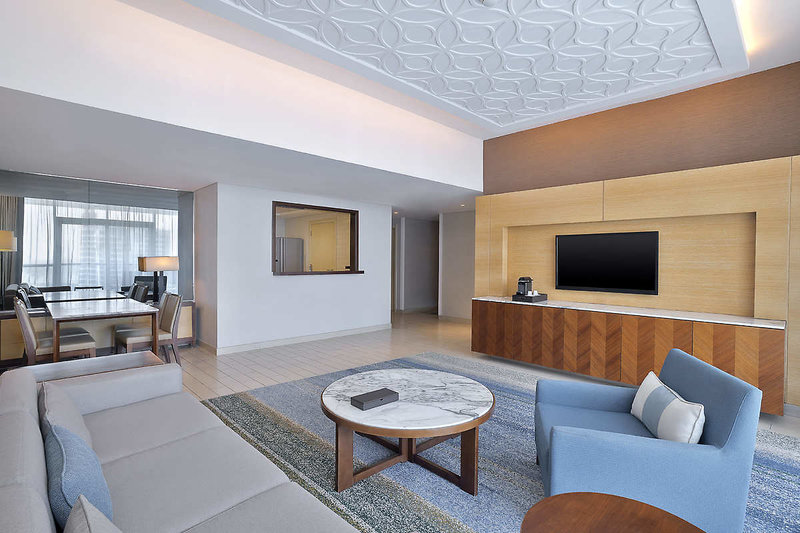 DoubleTree by Hilton Dubai - Jumeirah Beach 11