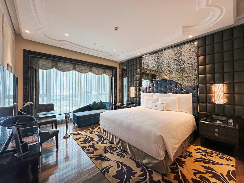 The Reverie Saigon 18