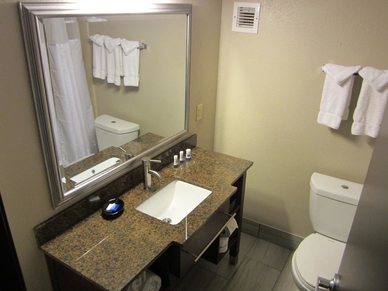 Best Western Plus Sunrise Inn