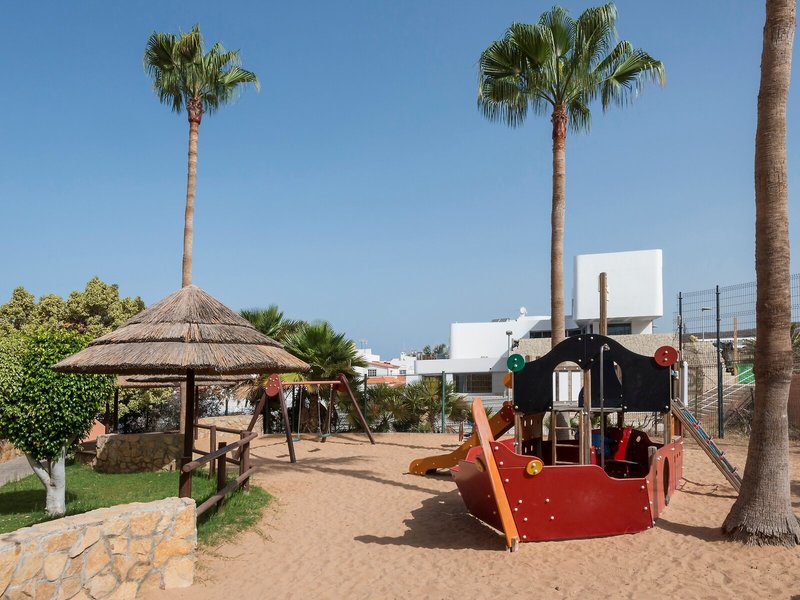 Hovima Jardin Caleta 40