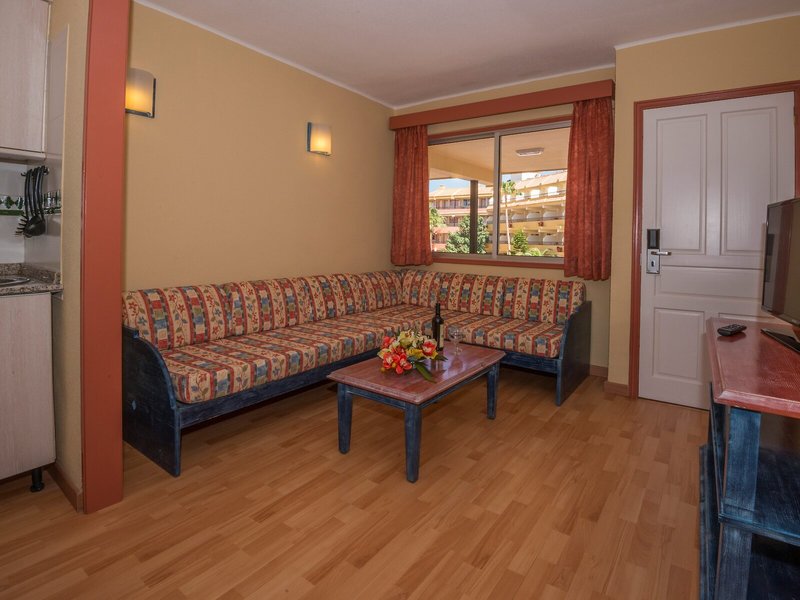 Hovima Jardin Caleta 42