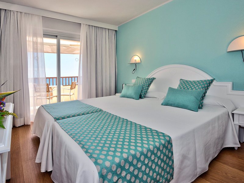Hovima Jardin Caleta 47