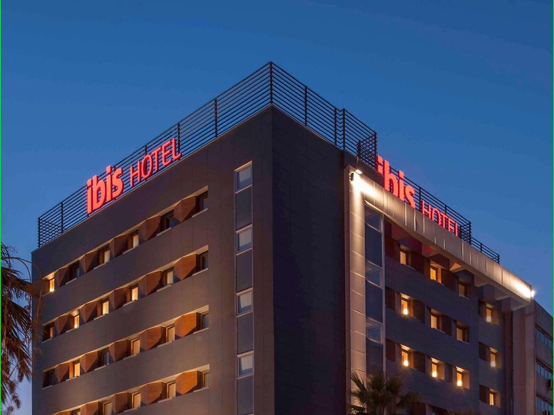 ibis Izmir Alsancak 4