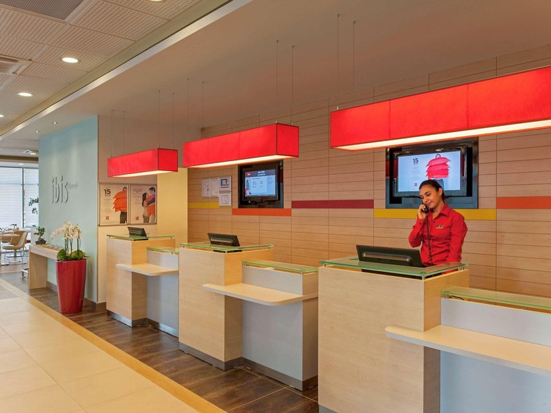 ibis Izmir Alsancak 10