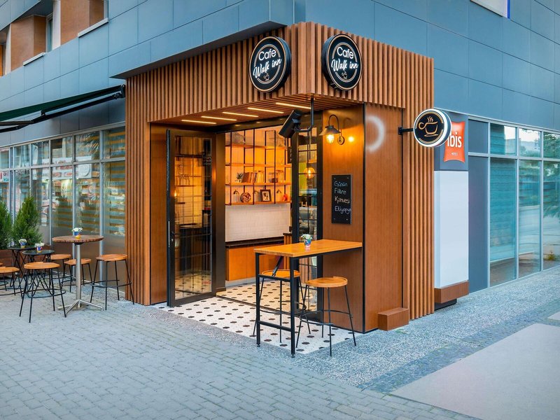 ibis Izmir Alsancak 18