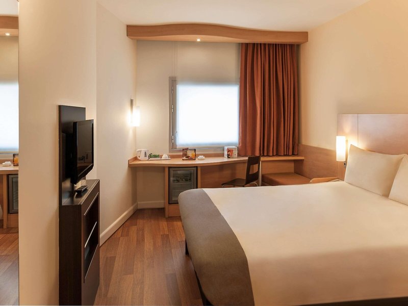 ibis Izmir Alsancak 26