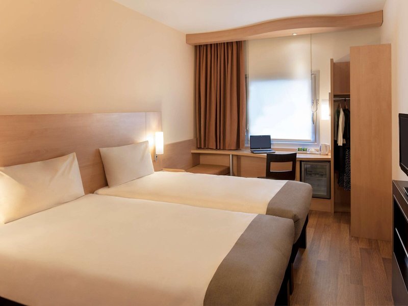 ibis Izmir Alsancak 30