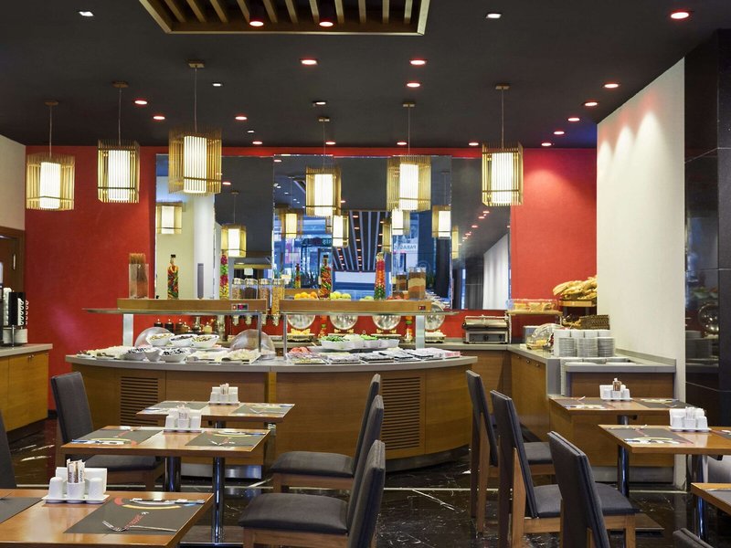 Ramada Encore Izmir 9