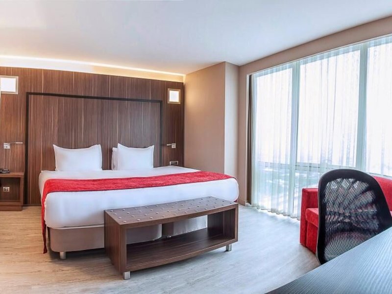 Ramada Encore Izmir 19