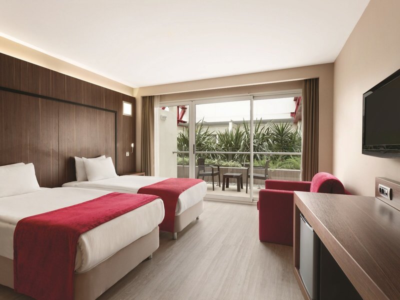 Ramada Encore Izmir 26