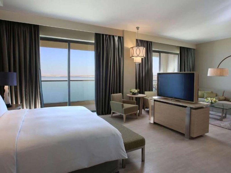 Hilton Dead Sea Resort & Spa 13