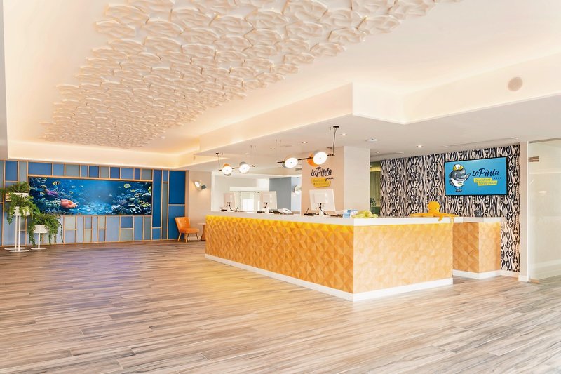 HOVIMA La Pinta Beachfront Family Hotel 26