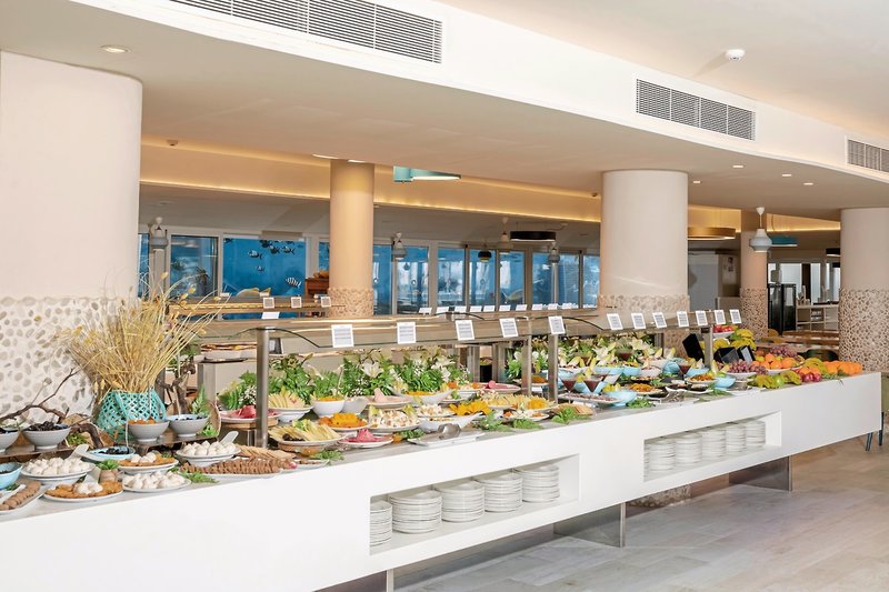 HOVIMA La Pinta Beachfront Family Hotel 33