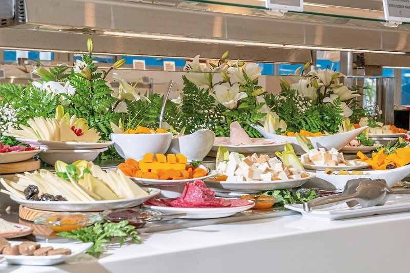 HOVIMA La Pinta Beachfront Family Hotel 34