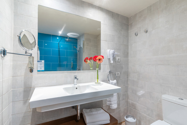 HOVIMA La Pinta Beachfront Family Hotel 8