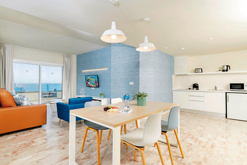 HOVIMA La Pinta Beachfront Family Hotel 25