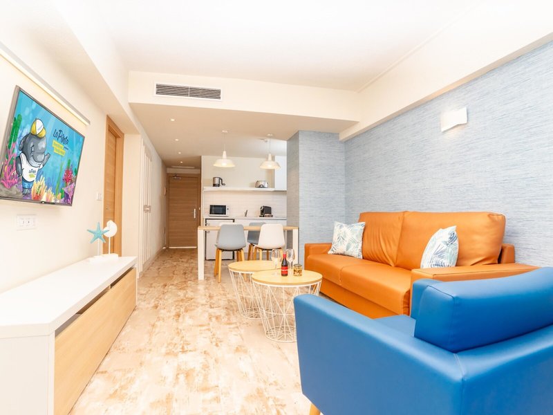 HOVIMA La Pinta Beachfront Family Hotel 46