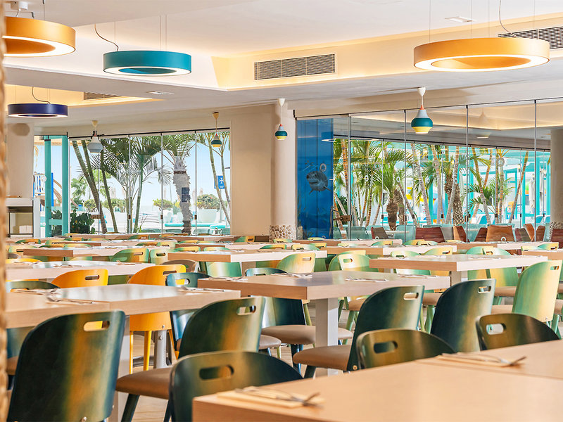 HOVIMA La Pinta Beachfront Family Hotel 11