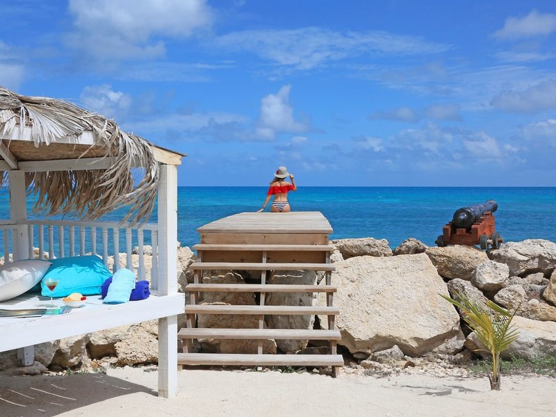 Ocean Point Resort & Spa 7