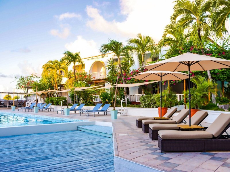 Ocean Point Resort & Spa 9