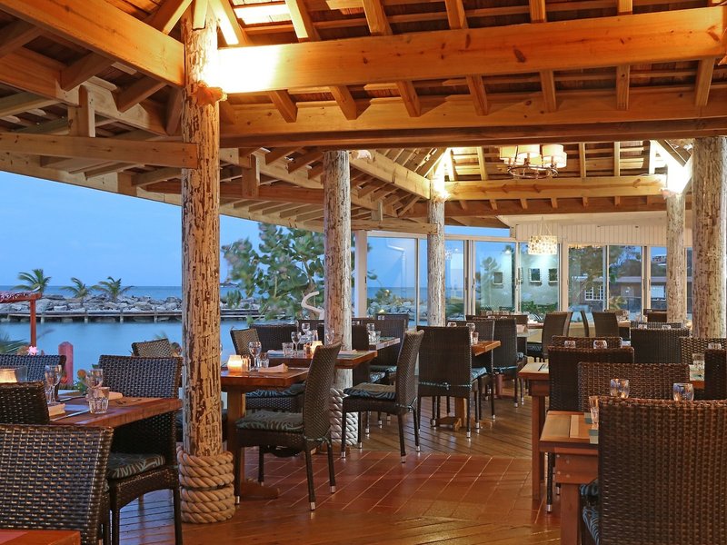 Ocean Point Resort & Spa 15