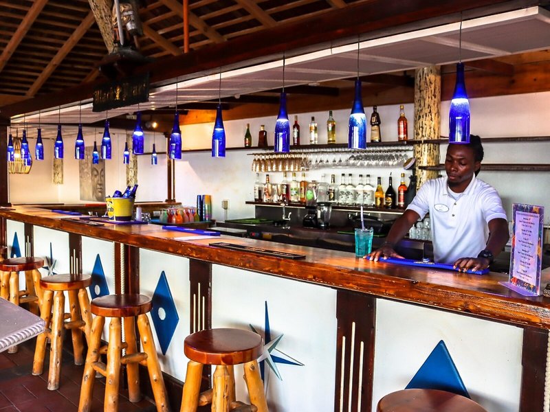 Ocean Point Resort & Spa 24