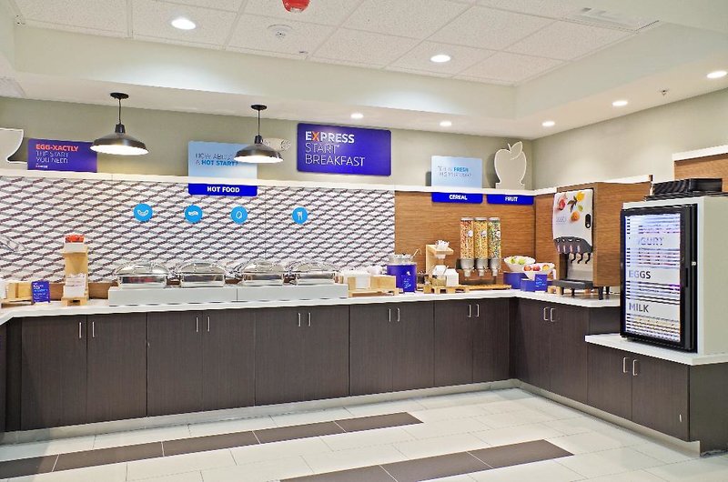 Holiday Inn Express Hotel & Suites Phoenix North Scottsdale