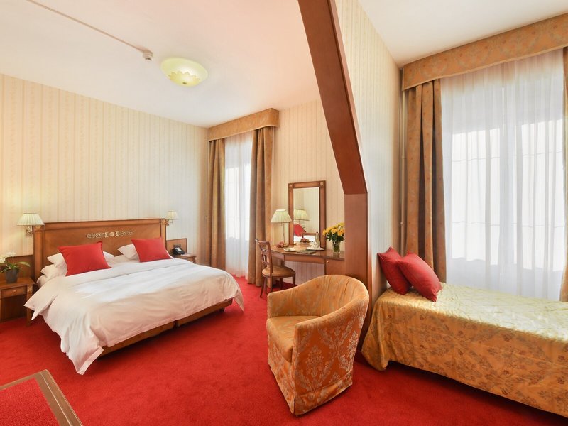 Golf Hotel Rene Capt 46