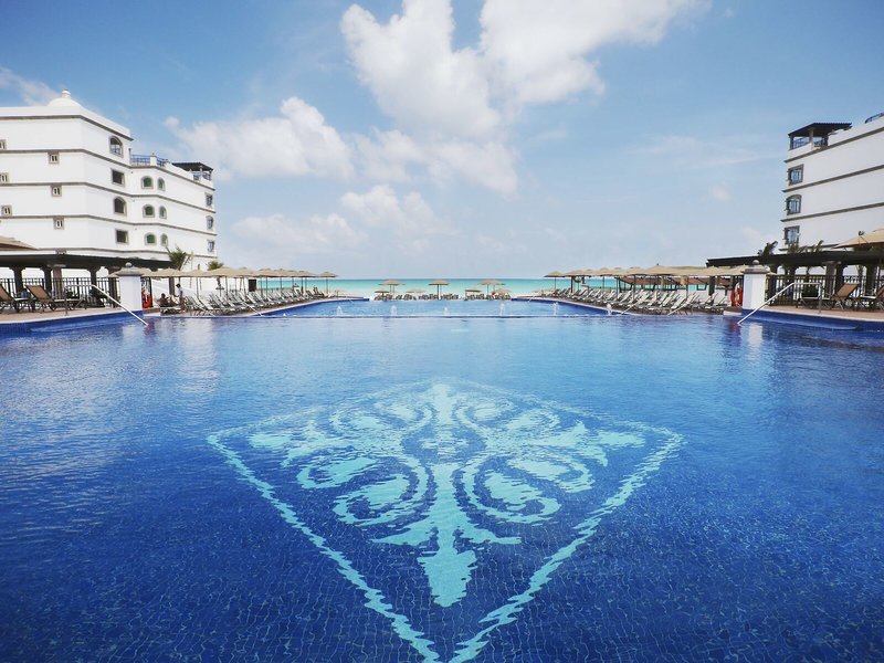 Grand Residences Riviera Cancun, a Registry Collection Hotel 3