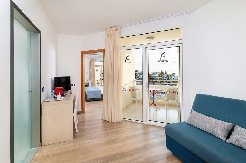 Alexandre Hotel Troya 18