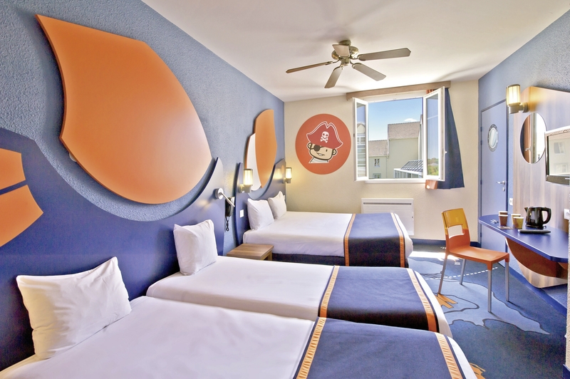 Algonquin´s Explorers Hotel at Disneyland Paris 9 - Room Example