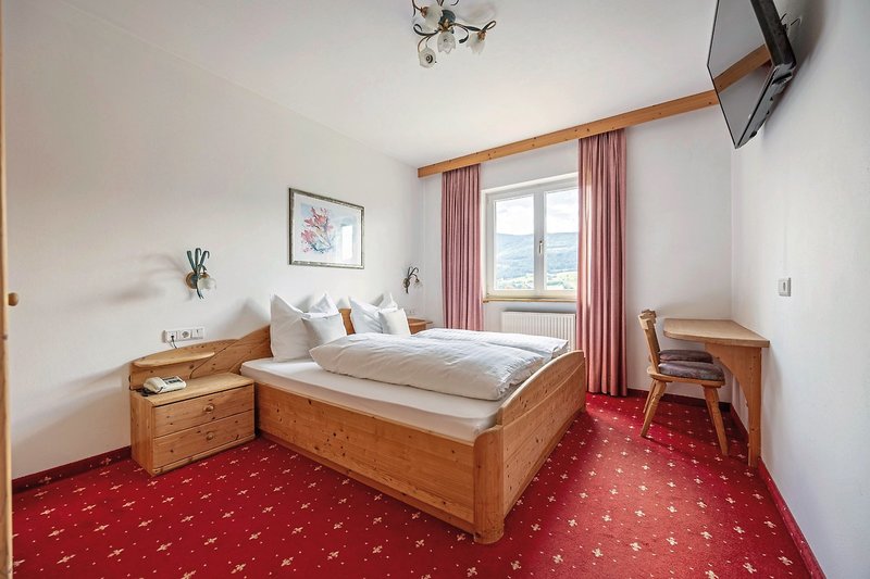 EGGER Apartments & Suites 6