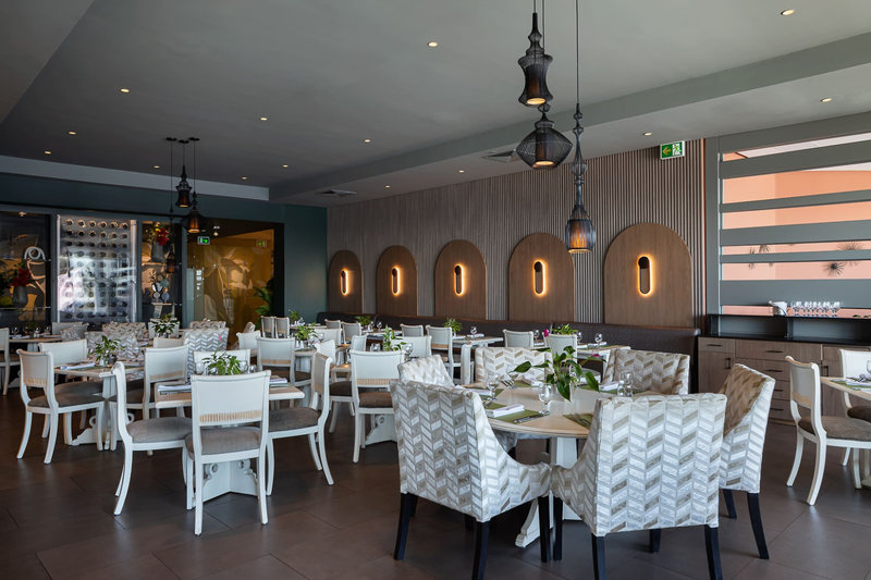 Crowne Plaza Santa Domingo 8