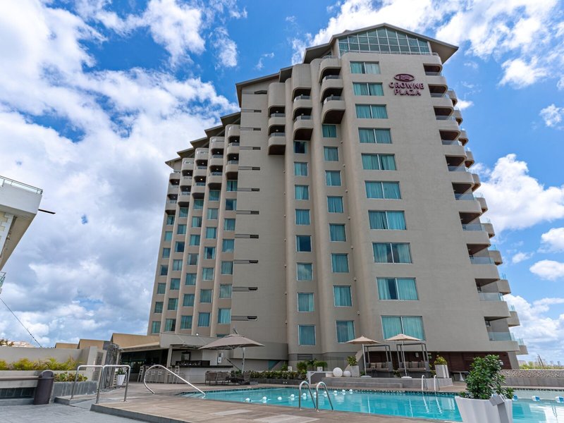 Crowne Plaza Santa Domingo 2