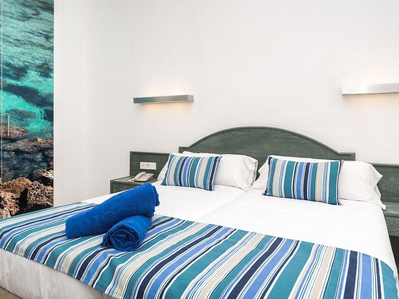 Globales Cala’n Blanes 40