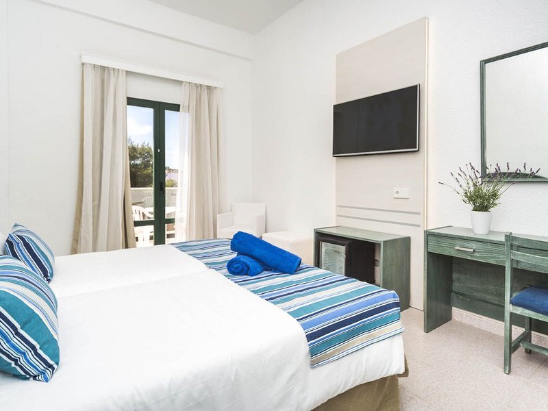 Globales Cala’n Blanes 44