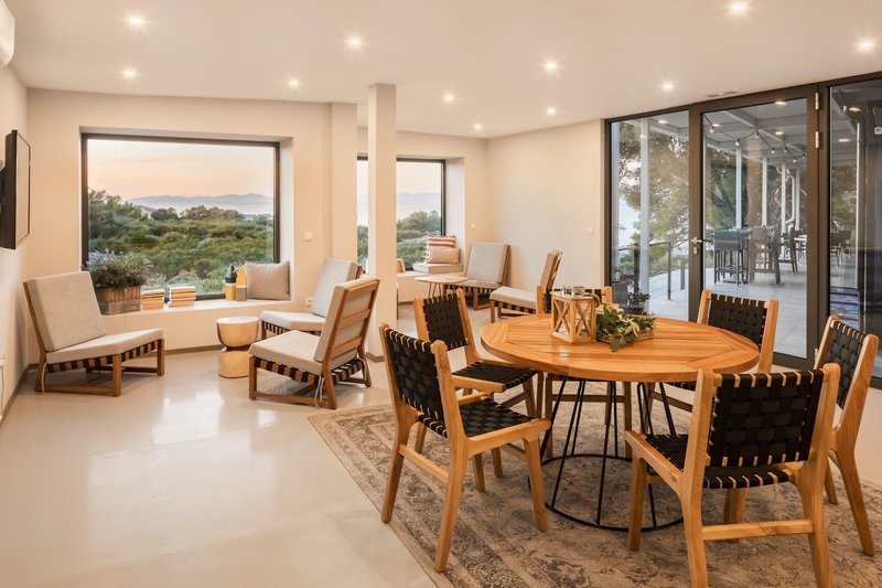 Waterman Beach Village 9