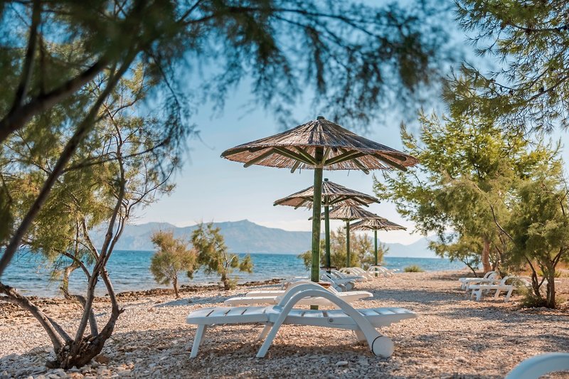 Waterman Beach Village 14 - Garden