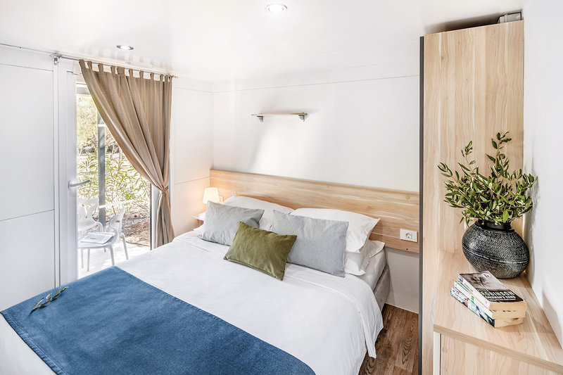 Waterman Beach Village 17 - Room Example