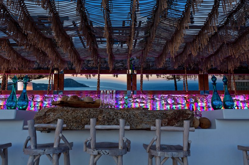Myconian Utopia Relais & Chateaux 12