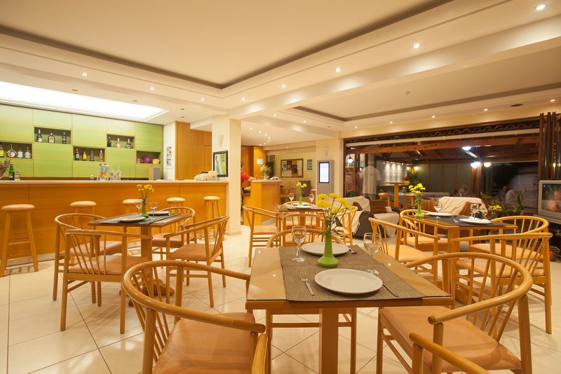 Dimitra Hotel & Apartments 8