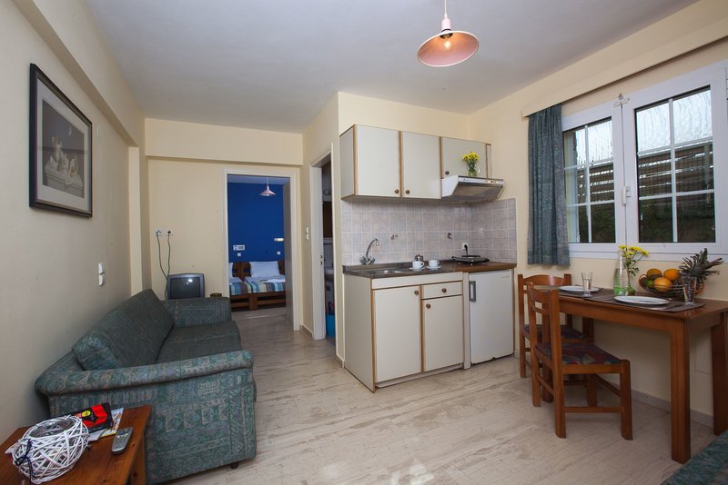 Dimitra Hotel & Apartments 13